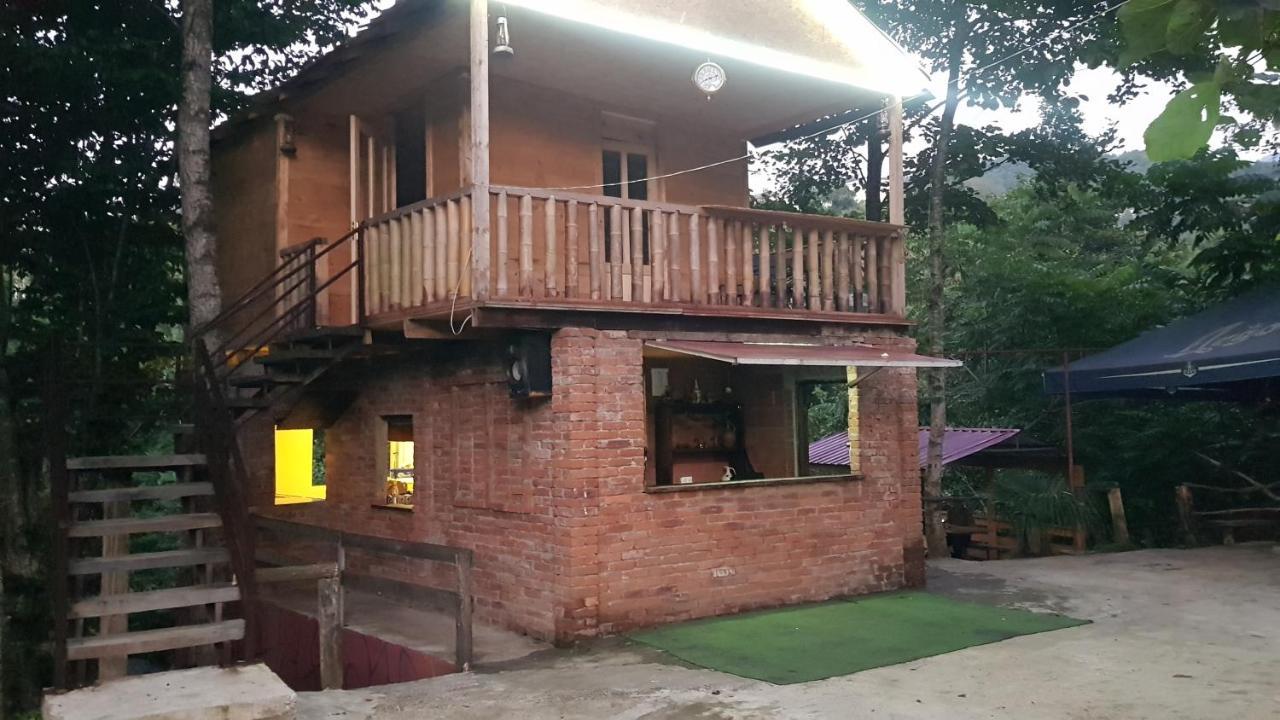 Oasis Gasamania Otel Batum Dış mekan fotoğraf